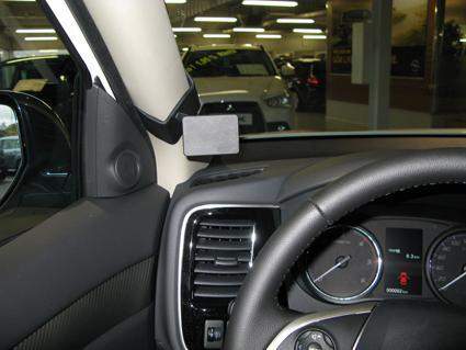 BRODIT 804818 ProClip Halterung - Mitsubishi Outlander Baujahr 2013 - Navi GPS Kandy Konsole