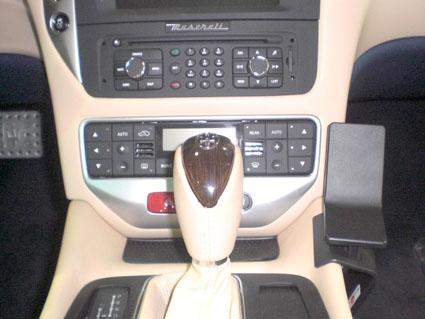 BRODIT 854768 ProClip Halterung - für Maserati Grand Turismo S ab 2012 - Navi Handy Konsole