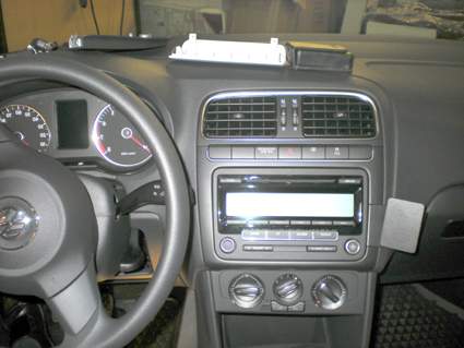 BRODIT 854383 ProClip Halterung - für Volkswagen VW Polo ab Baujahr 2010 - KFZ GPS PDA Navi Halter