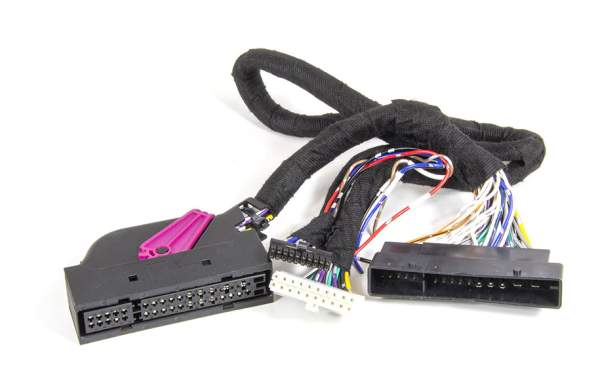 MPK-POR1D8 Plug+Play Adapterkabel zur Anbindung eines D8 Verstärkers an ein Porsche Soundsystem ab 2
